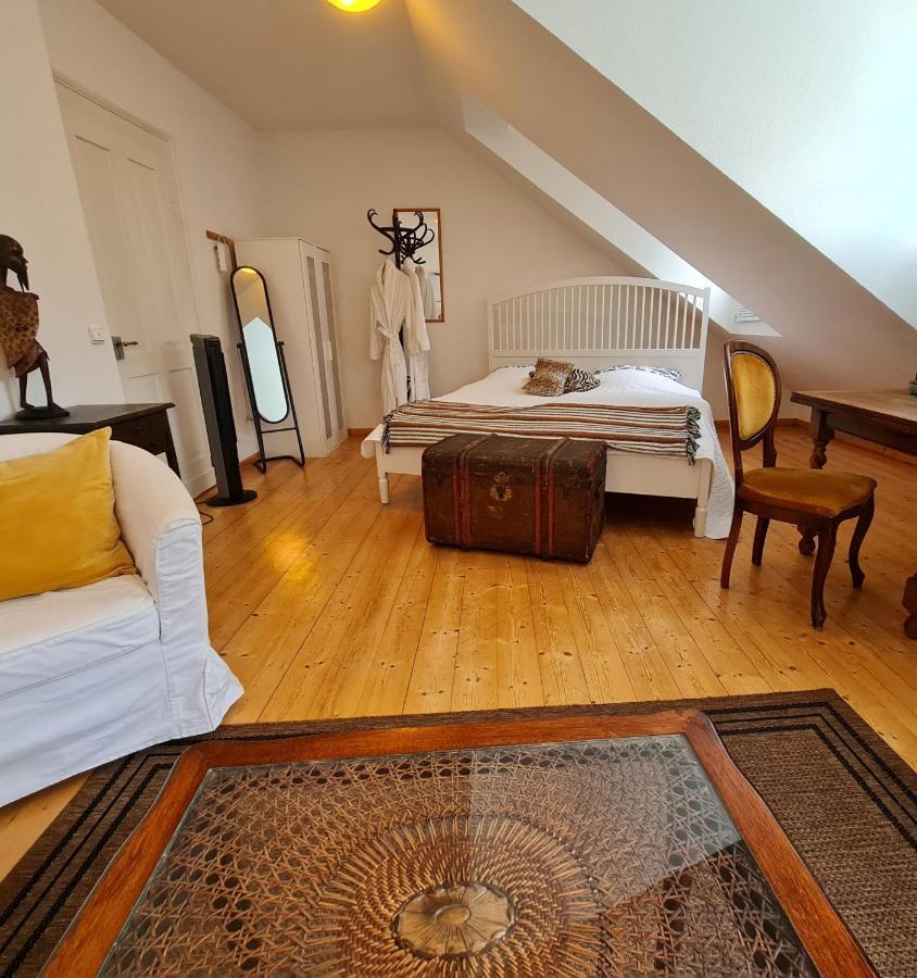 Blues & Chutney Bonn Bed & Breakfast Exterior foto