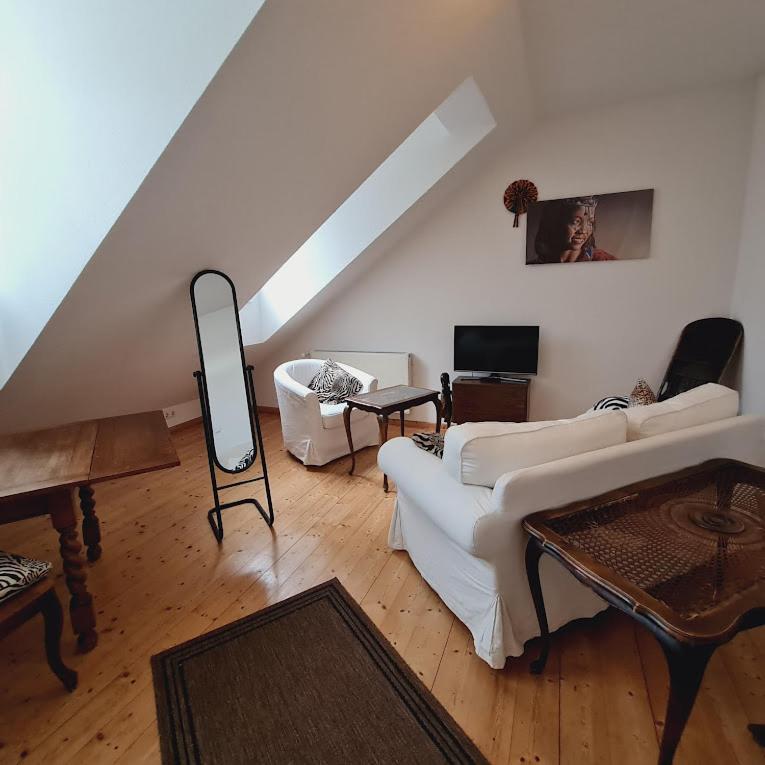 Blues & Chutney Bonn Bed & Breakfast Exterior foto